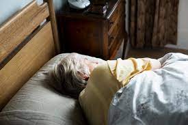 고령자의 장시간 및 잦은 빈도의 낮잠이 치매와 관련된다는 연구 결과가 발표되었다(사진 출처 - 구글) 