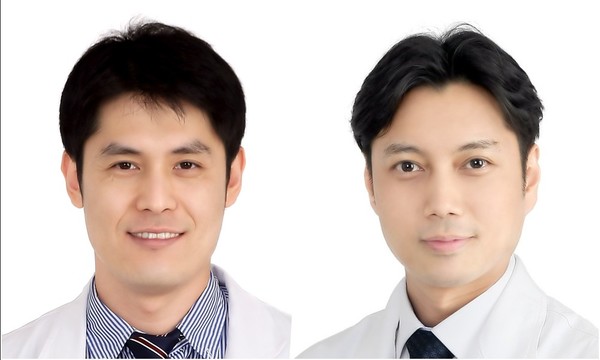 [왼쪽부터] 경희대학교병원 신경외과 최만규 교수, 박창규 교수